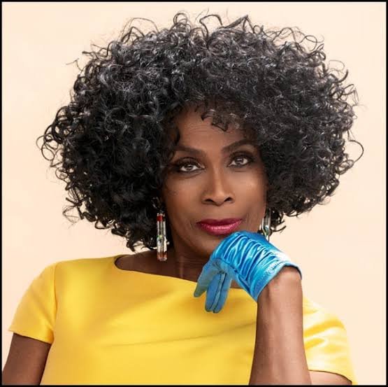 Janet Hubert